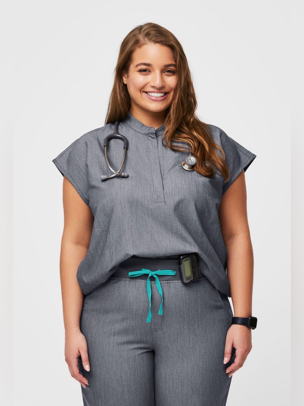 Figs Women’s Graphite Grey Oversized Rafaela Scrub Top XL